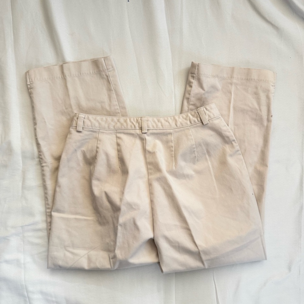 Dockers Cream Chinos Relaxed Fit - Picture 3 of 12
